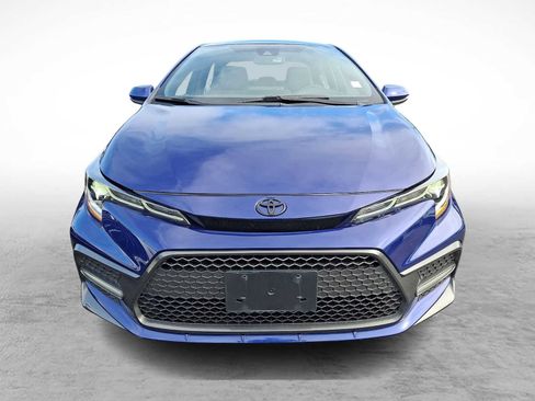 Used 2022 Toyota Corolla SE image 2