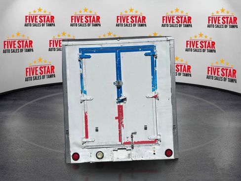 Used 2010 Ford E-250 and Econoline 250 image 6