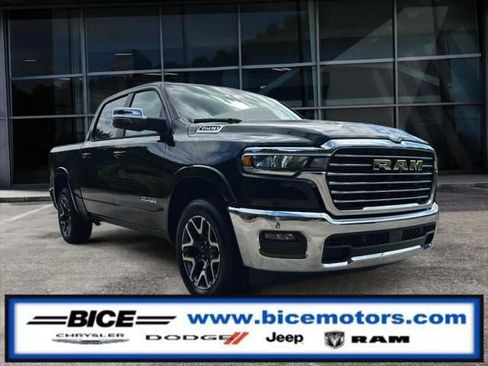 New 2026 RAM 1500 Laramie AWD/4WD image 24