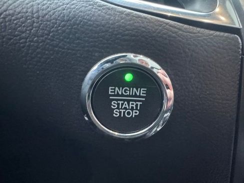 Used 2017 Ford Edge Titanium w/ Technology Package image 26