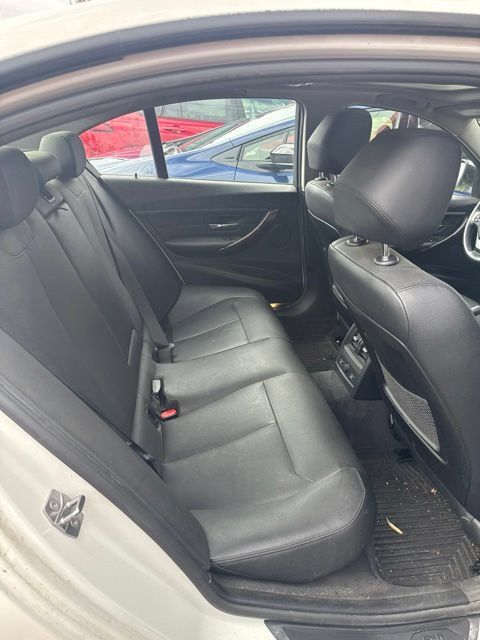 Used 2015 BMW 328i xDrive Sedan AWD/4WD image 8
