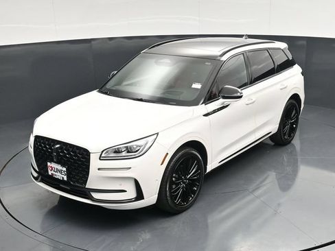 Used 2023 Lincoln Corsair Reserve w/ Equipment Group 202A AWD/4WD image 53