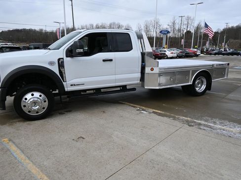 Used 2024 Ford F550 2WD SuperCab Super Duty w/ XLT Value Package image 12