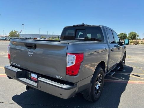 Certified 2024 Nissan Titan SV w/ SV Convenience Package RWD image 6