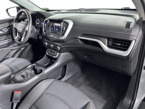 Used 2024 GMC Terrain SLE w/ Driver Convenience Package FWD image 30