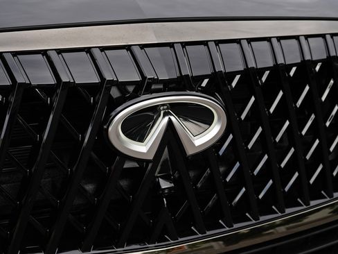New 2026 INFINITI QX80 4WD w/ Sport Exterior Package image 4