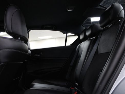 Used 2017 Acura ILX w/ Technology Plus & A-SPEC image 15