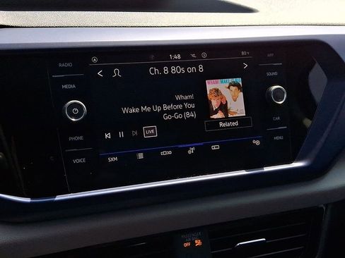 Certified 2023 Volkswagen Taos SE w/ Panoramic Sunroof Package FWD image 17