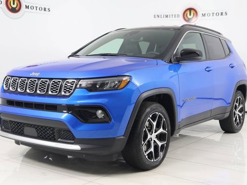 Used 2024 Jeep Compass Limited image 5