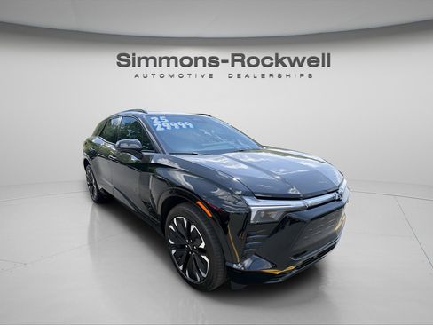 Used 2025 Chevrolet Blazer EV RS AWD/4WD image 6