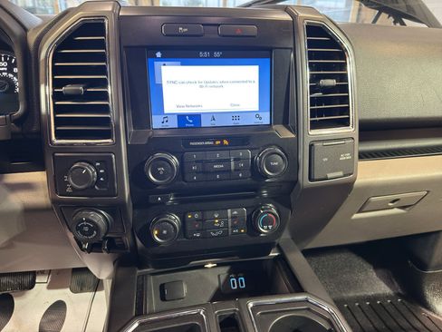 Used 2016 Ford F150 XLT w/ Equipment Group 302A Luxury AWD/4WD image 17