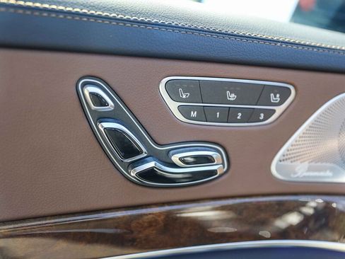Used 2016 Mercedes-Benz S 550 4MATIC Sedan image 27