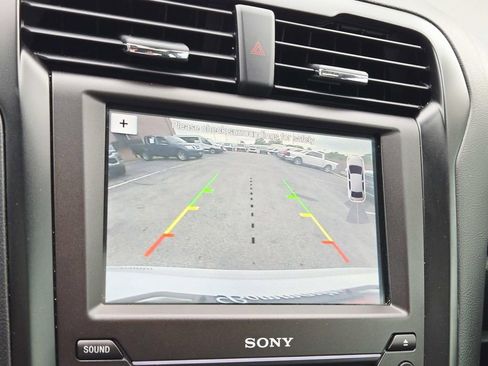 Used 2019 Ford Fusion Titanium AWD/4WD image 26