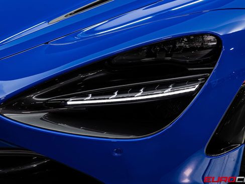 Used 2023 McLaren 720S Spider RWD image 16