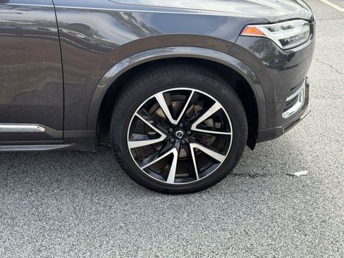 Certified 2023 Volvo XC90 B6 Plus AWD/4WD image 12