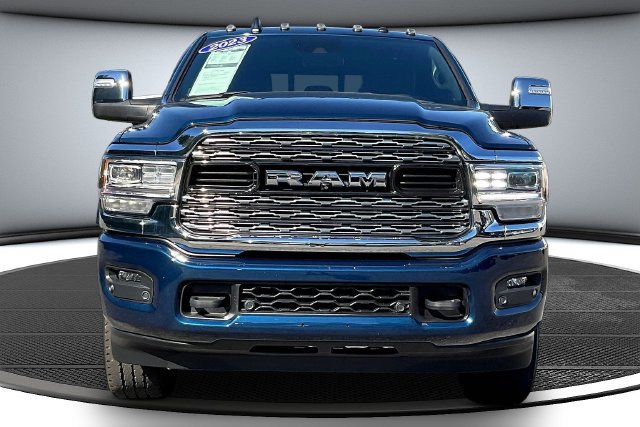 Used 2023 RAM 2500 Limited AWD/4WD image 2