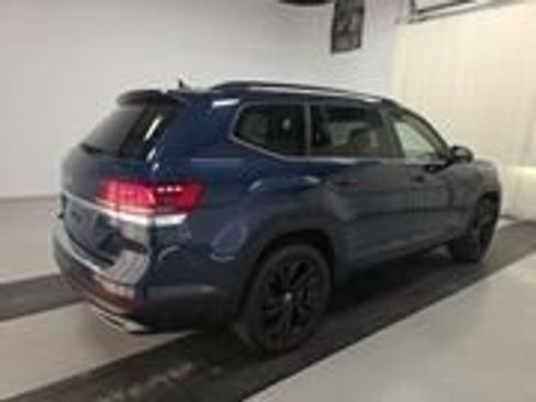 Used 2022 Volkswagen Atlas SE image 6