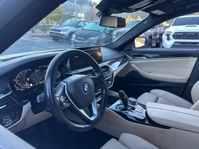Used 2023 BMW 530e w/ Premium Package RWD image 12