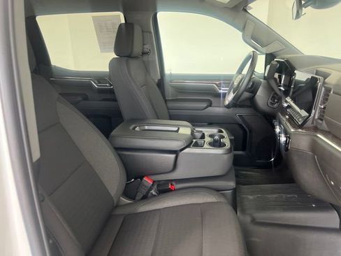 Used 2024 GMC Sierra 1500 SLE w/ Preferred Package AWD/4WD image 27