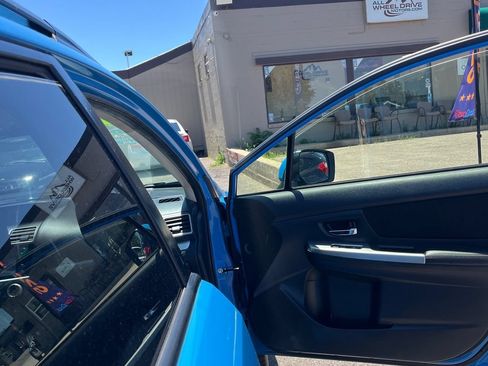 Used 2016 Subaru Crosstrek 2.0i Premium AWD/4WD image 11