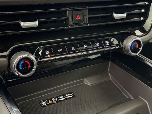 Used 2026 Chevrolet Tahoe Premier image 20