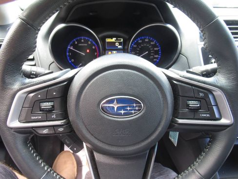 Used 2018 Subaru Outback 2.5i Premium AWD/4WD image 23