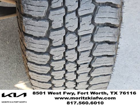 Used 2017 Chevrolet Silverado 2500 LT w/ Texas Edition AWD/4WD image 10