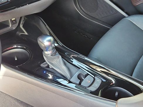 Used 2019 Toyota C-HR Limited FWD image 20
