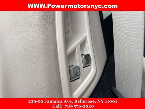 Used 2019 BMW X7 xDrive50i w/ Premium Package image 21