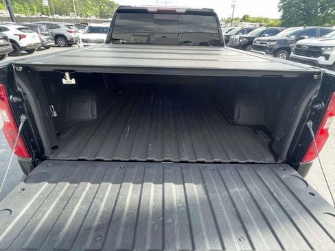 Certified 2019 Chevrolet Silverado 1500 LT AWD/4WD image 11