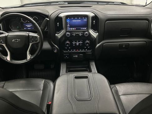 Used 2020 Chevrolet Silverado 1500 LT Trail Boss AWD/4WD image 23