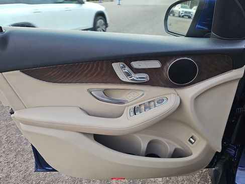 Used 2018 Mercedes-Benz GLC 300 image 29