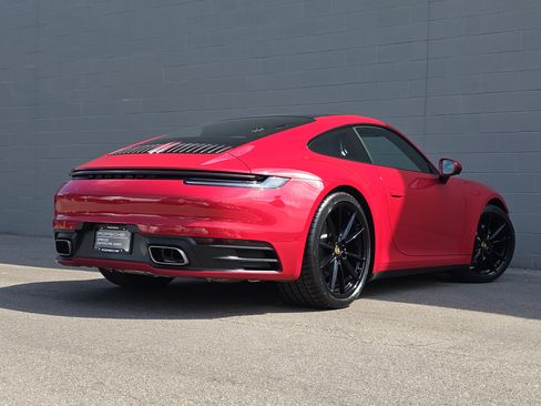 Certified 2022 Porsche 911 Carrera RWD image 9