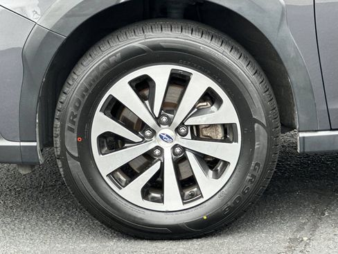 Used 2024 Subaru Outback Premium AWD/4WD image 34