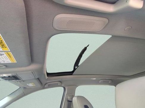 Certified 2026 Acura MDX w/ Technology Package image 18