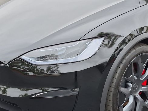 Used 2026 Tesla Model X Plaid AWD/4WD image 6