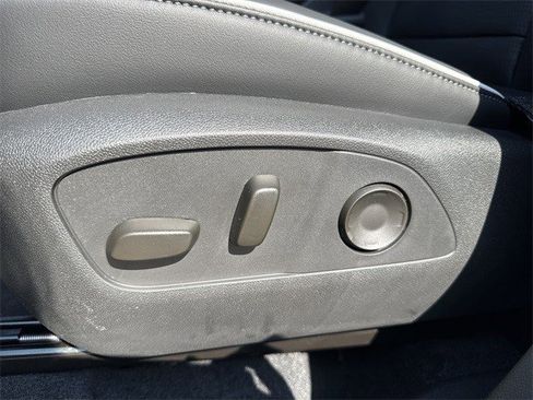 New 2026 Buick Enclave Sport Touring w/ LPO, Illumination Package image 12