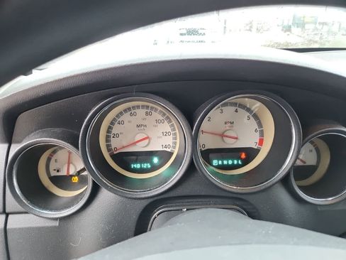 Used 2010 Dodge Charger SXT image 9