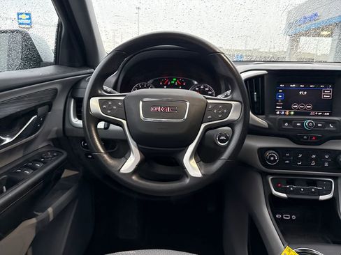 Used 2024 GMC Terrain SLE image 14