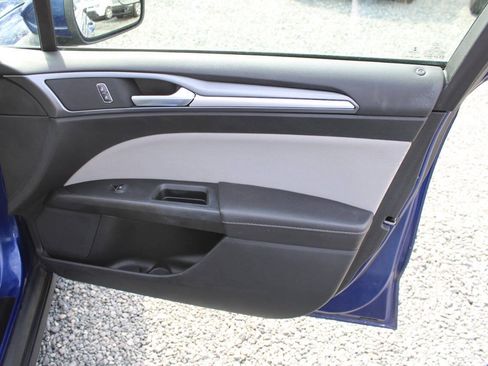 Used 2015 Ford Fusion S FWD image 19