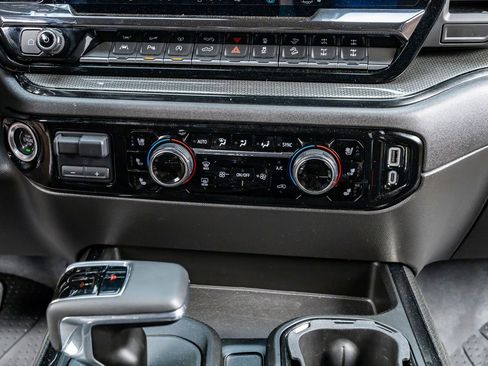 Used 2023 Chevrolet Silverado 1500 ZR2 w/ Technology Package image 26