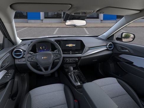 New 2026 Chevrolet Trax LT image 15