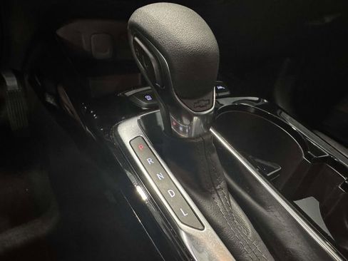 Used 2025 Chevrolet Trax LT w/ Driver Confidence Package image 24