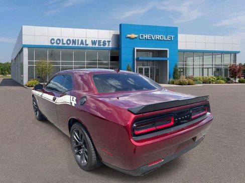 Used 2022 Dodge Challenger R/T Scat Pack RWD image 6
