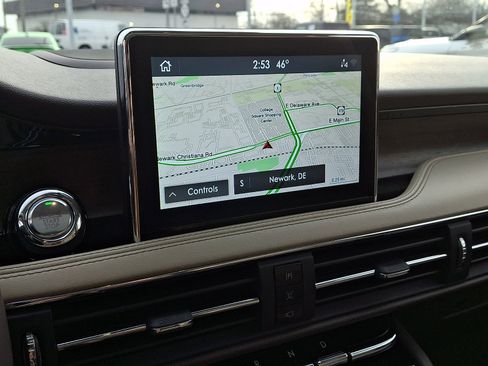 Used 2020 Lincoln Corsair Reserve w/ Equipment Group 201A image 23