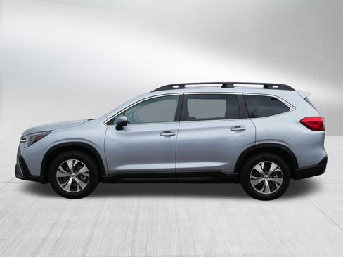 Used 2023 Subaru Ascent Premium AWD/4WD image 4