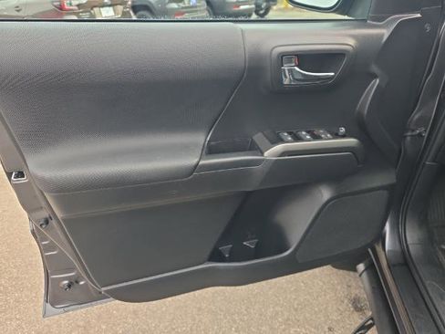 Used 2023 Toyota Tacoma TRD Off-Road w/ Black Out Package (TMS) image 16