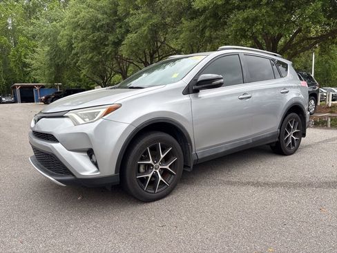 Used 2016 Toyota RAV4 SE image 20
