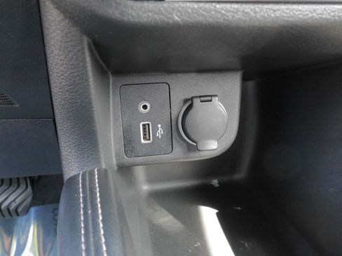 Used 2020 Nissan Kicks SV FWD image 26