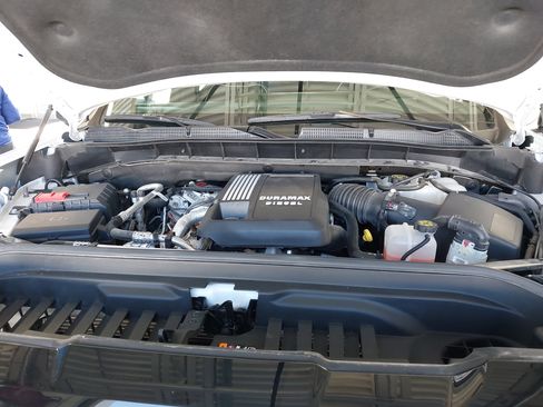 Used 2024 GMC Sierra 1500 AT4X image 30